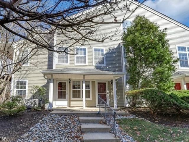 Condo for sale in Mahwah, New Jersey