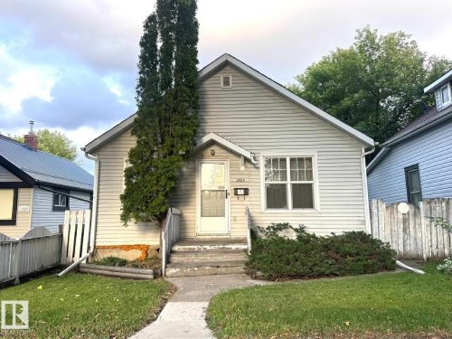 House for sale in Wedgewood, Alberta