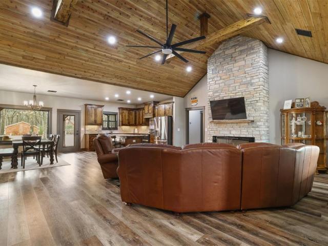 House for sale in Kingston, Oklahoma