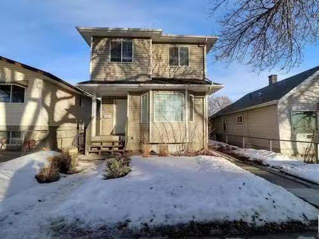 House for sale in Wedgewood, Alberta