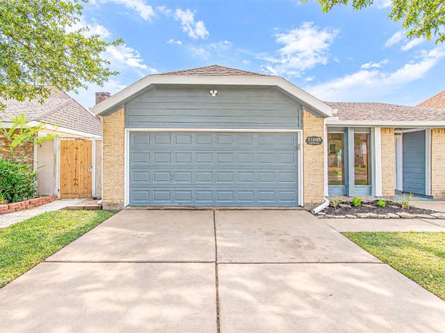 House for sale in Meadows Place, Fort Bend County