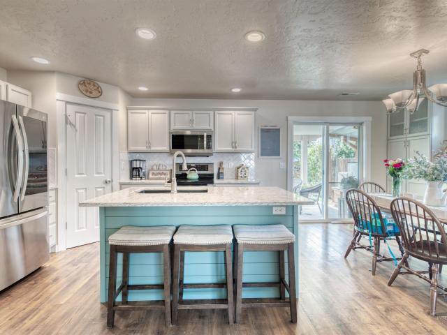 House for sale in Caldwell