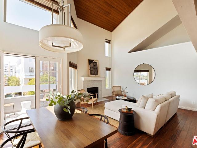 Property for sale in Canoga Park, California