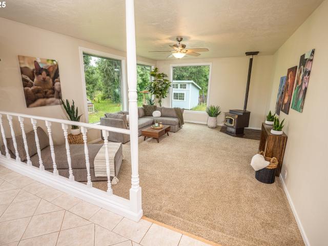 House for sale in Creswell