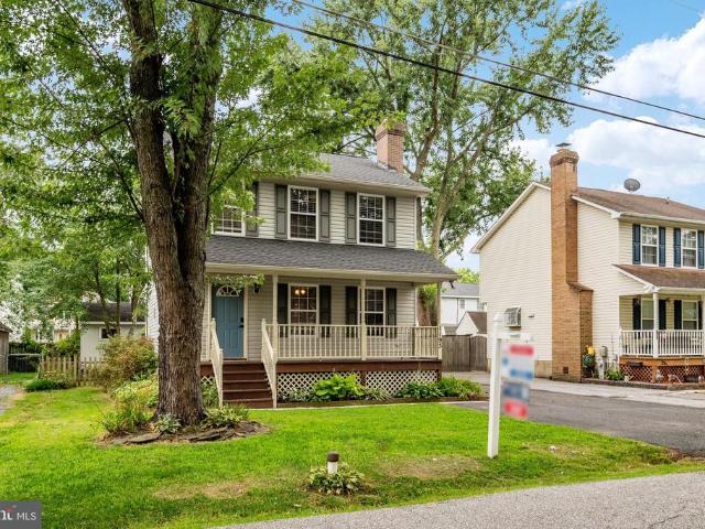 House for sale in Shady Side, Maryland