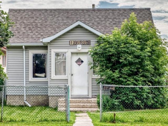 House for sale in Wedgewood, Alberta