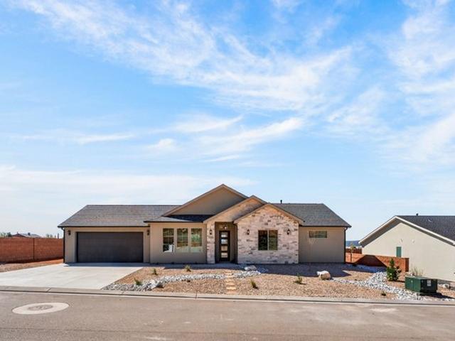 House for sale in Hildale, Utah