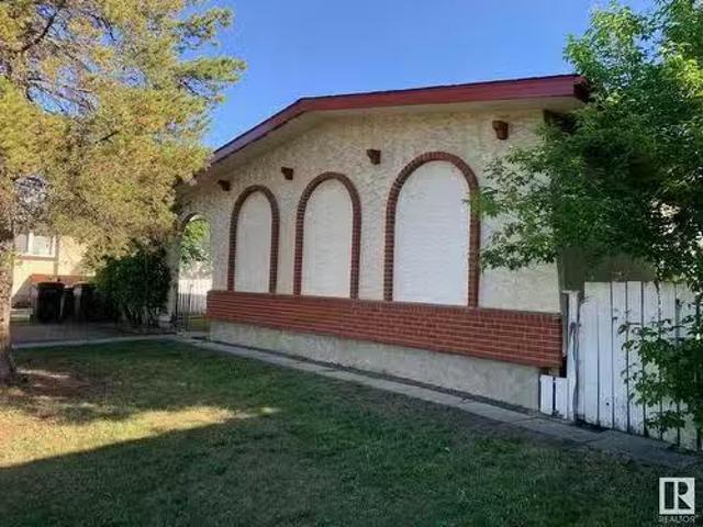 House for sale in Wedgewood, Alberta