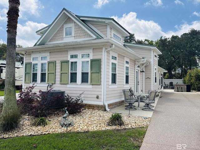 House for sale in Elberta, Alabama