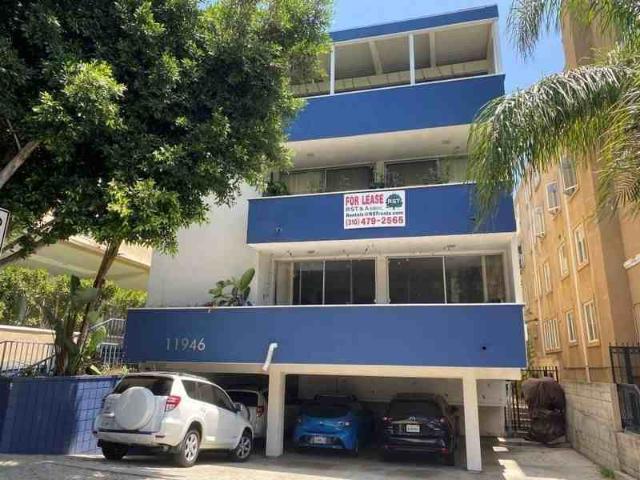 Apartment for rent in Canoga Park, California
