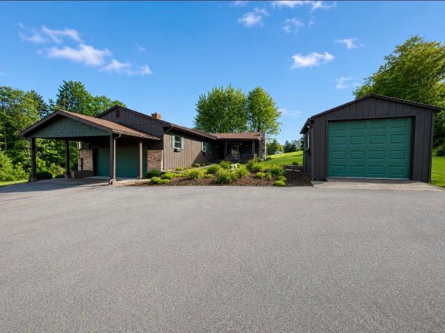 House for sale in Clarksburg, Pennsylvania