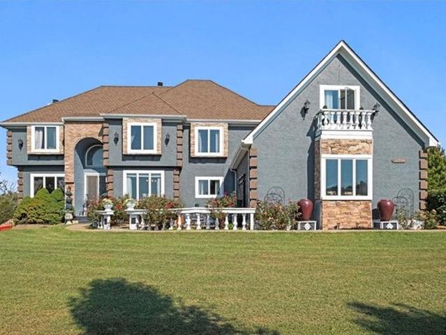 House for sale in Olathe, Johnson County