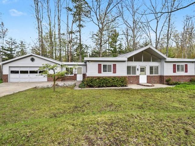 House for sale in Roscommon, Michigan