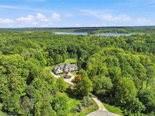 House for sale in Chardon, Geauga County