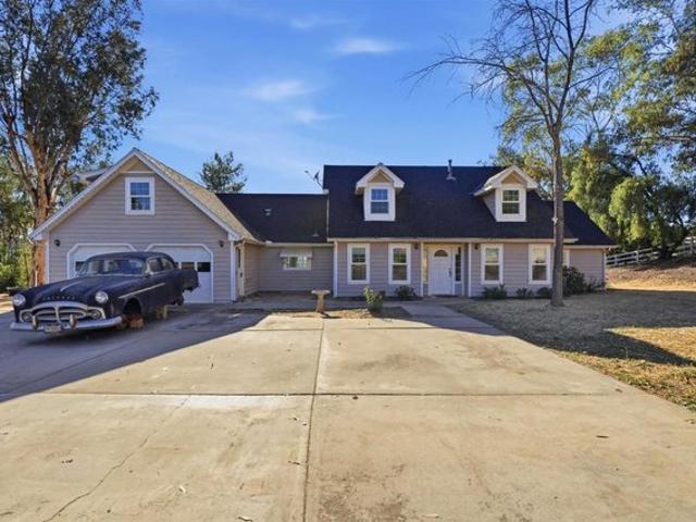 House for sale in Valley Center, California