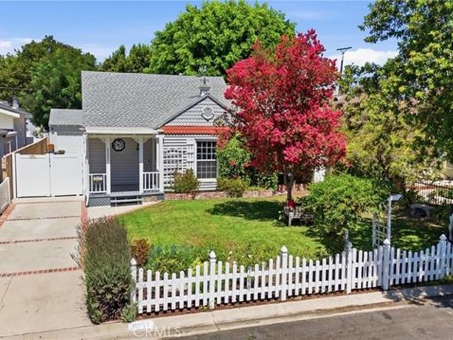 House for sale in Canoga Park, California