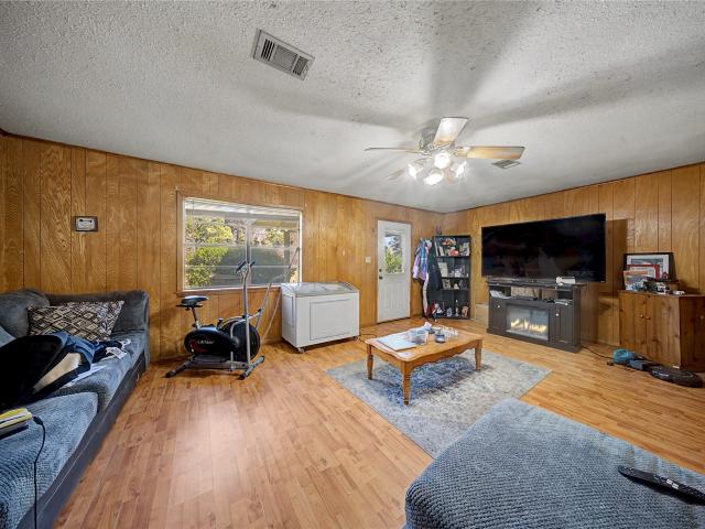 House for sale in Sabine, Texas