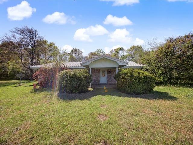 House for sale in Sabine, Texas