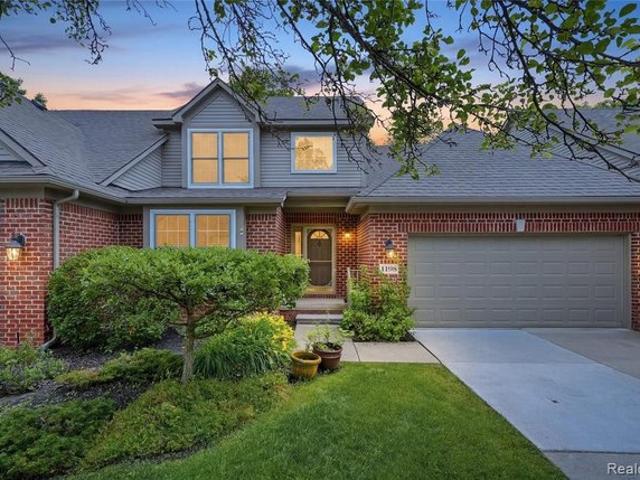 Condo for sale in Waterford, Michigan