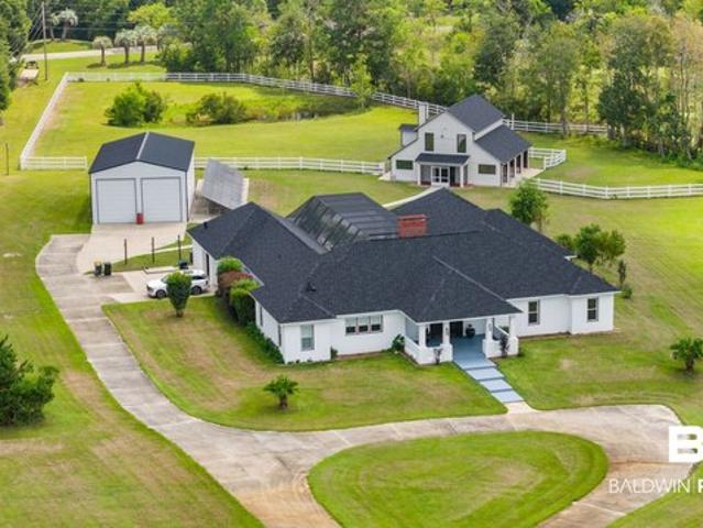 House for sale in Elberta, Alabama