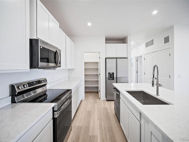 Condo for sale in Lone Tree, Douglas County