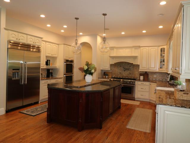 House for sale in Batesville, Ripley County