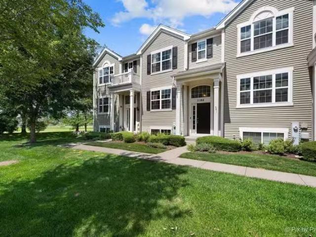 Condo for sale in Elgin Condo for sale in Elgin