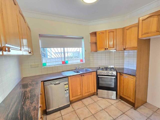 Townhouse for rent in Sydney, New South Wales