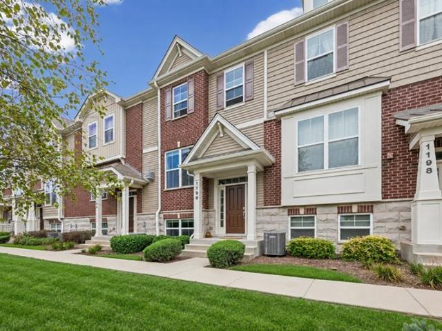 Townhouse for sale in Des Plaines, Cook County