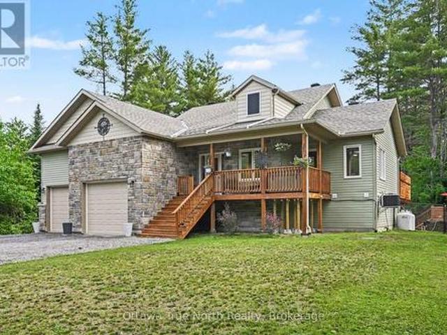 House for sale in Renfrew, Ontario