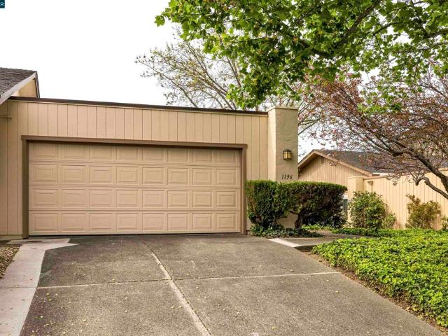 Condo for sale in Solano, California
