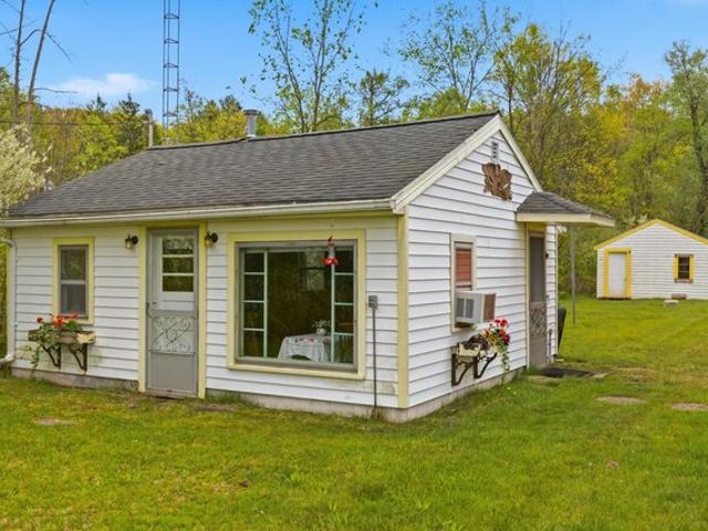 House for sale in Brooklyn, Michigan