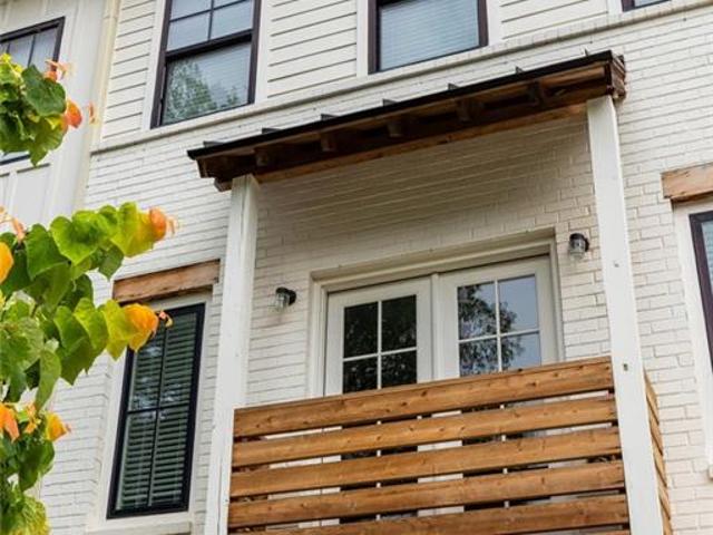 Townhouse for sale in Atlanta
