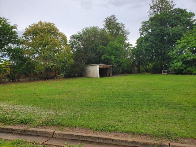 Land for sale in Inglewood, Queensland