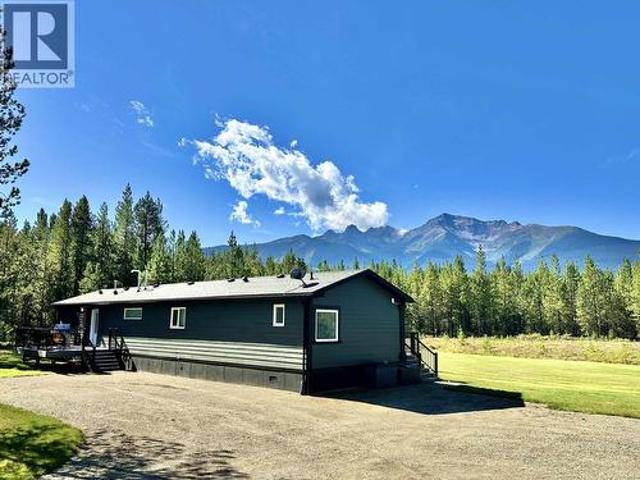 House for sale in Dunster, British Columbia