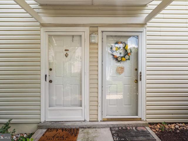 Condo for sale in Virginia