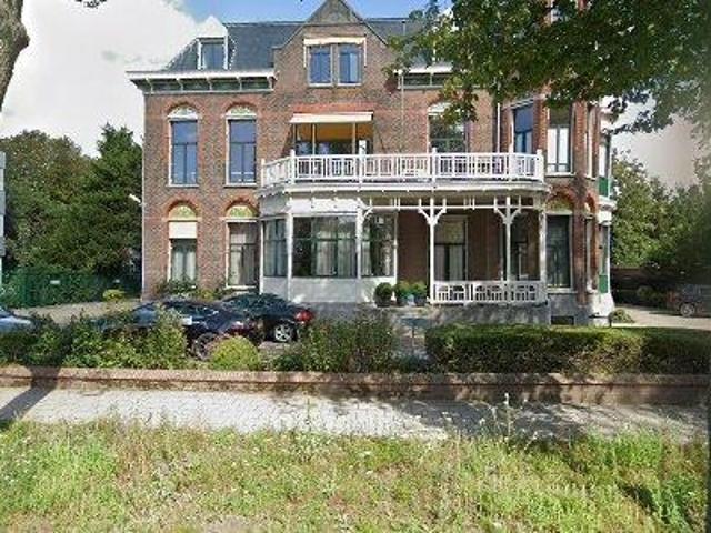 Bedrijfspand te huur in Scheveningen, Den Haag