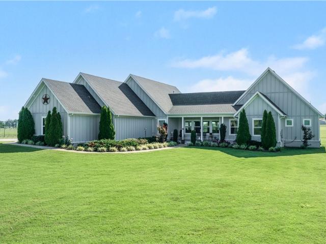 House for sale in Ark