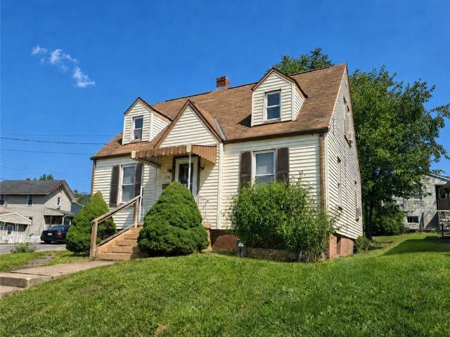 House for sale in Washington, Pennsylvania