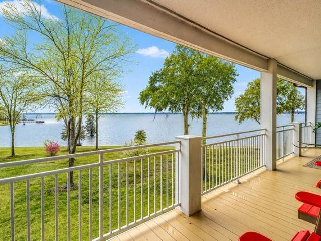 Townhouse for sale in Summerton, South Carolina