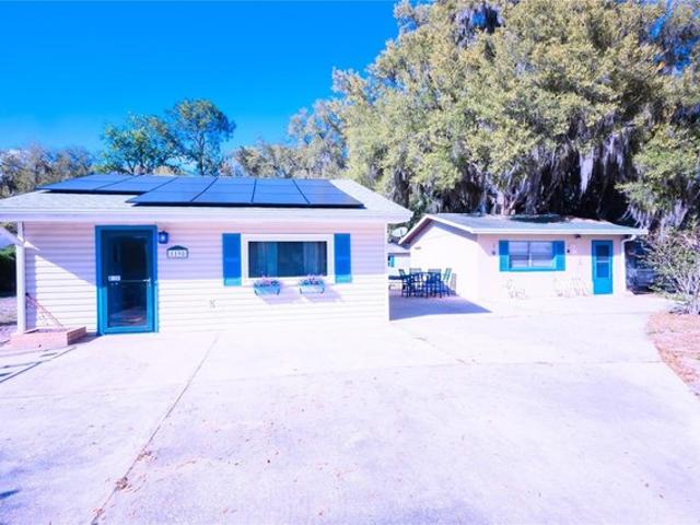 House for sale in Lake Panasoffkee, Florida