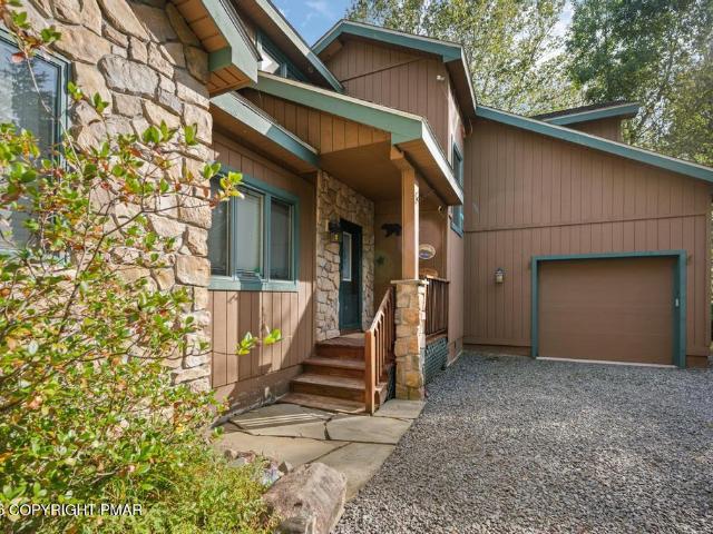 House for sale in Pocono Pines, Tobyhanna Township