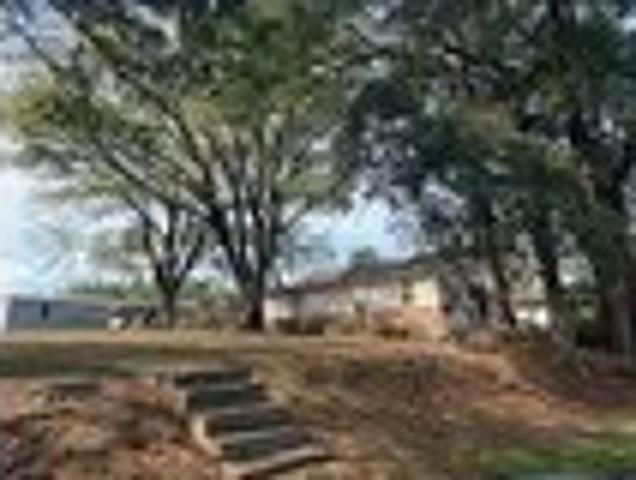House for sale in Duck Hill, Mississippi