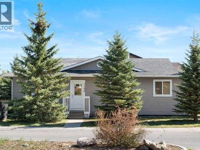 House for sale in Didsbury, Alberta