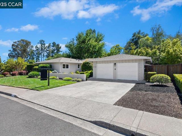 House for sale in Moraga