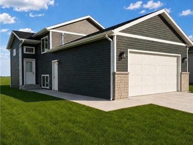 House for sale in Casselton, North Dakota