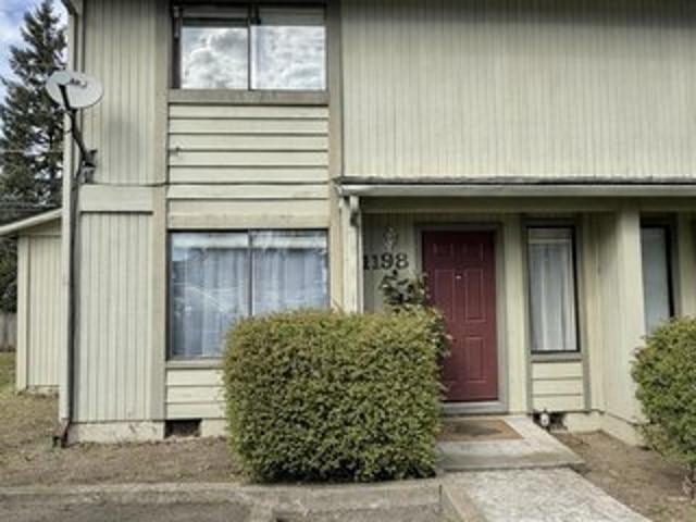 Condo for sale in Oregonia