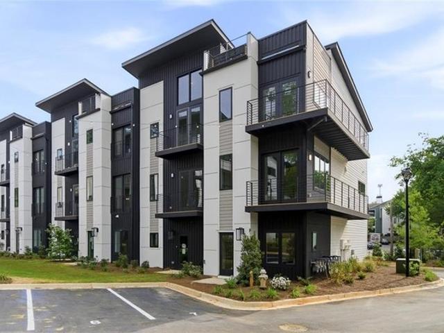 Townhouse for sale in Atlanta, Georgia