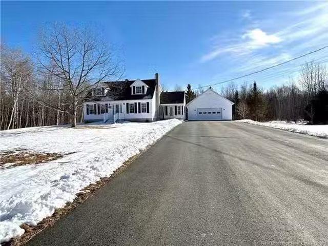 House for sale in Oak Point, New Brunswick