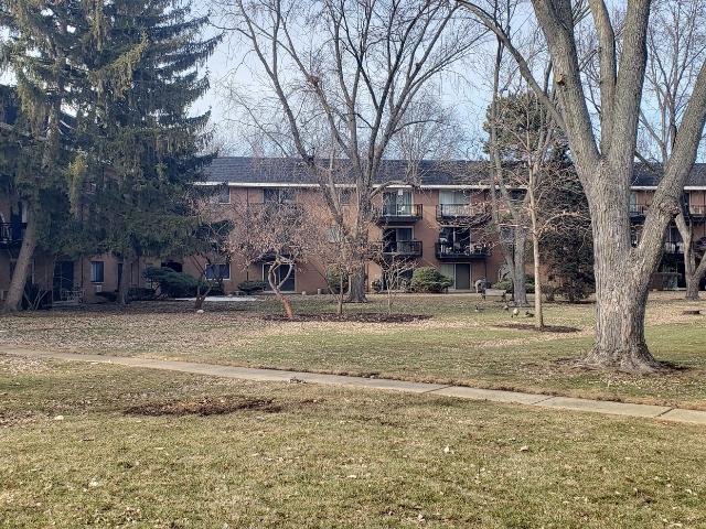 Property for sale in Glen Ellyn, Illinois